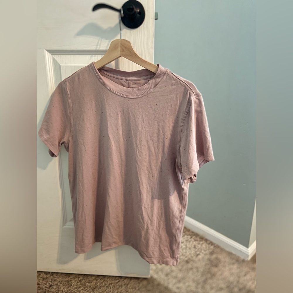 Speckled Lululemon tee